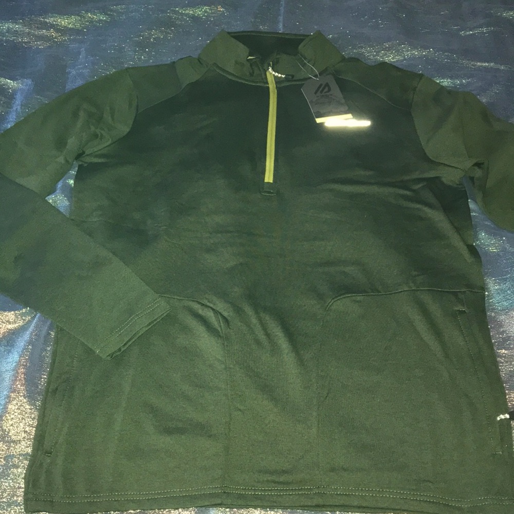Eddie Bauer Motion Free Dry Men’s Quarter Zip Pullover Sweatshirt in Rifle Green